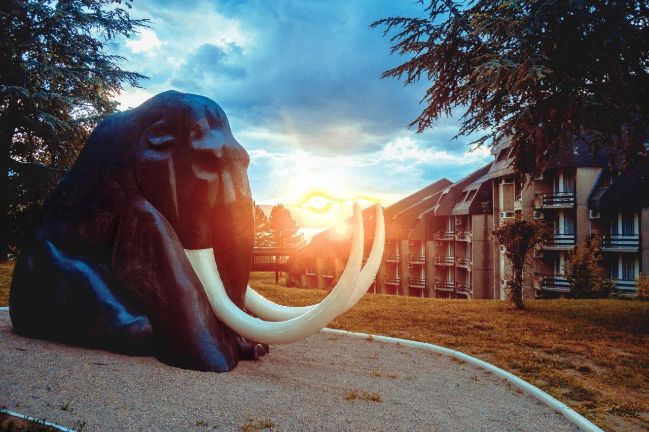 Hotel Lepenski Vir Donji Milanovac Exterior foto